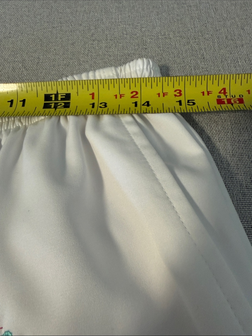 Alfred Dunner White Crop Pants with  Colorful Butterfly Embroidery SZ14 - Picture 8 of 14